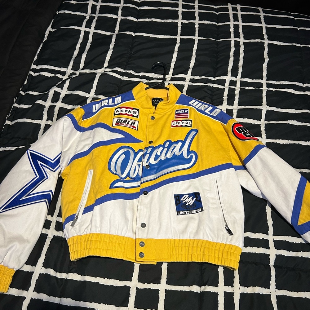 Boohoo Mens Yellow and White Graphic Jacket